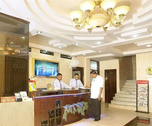Hotel B Continental Delhi  İç mekan fotoğraf
